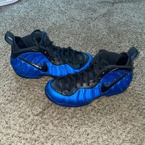 Nike Foamposite royal & black lightly worn clean, no scuffs